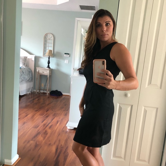 Little black dress - Picture 5 of 6